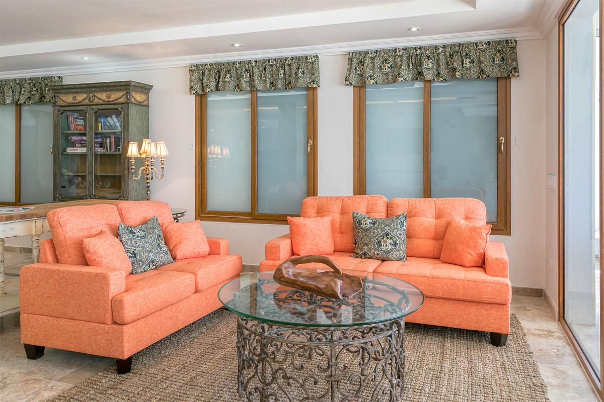 Villa rental St Martin - Living room and sofa